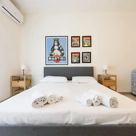 2br Per 5 Con Patio Privato - Vicino Centro * Nápoles