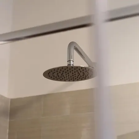 2br Per 5 Con Patio Privato - Vicino Centro Appartamento Napoli