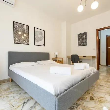 2br Per 5 Con Patio Privato - Vicino Centro Apartment Naples
